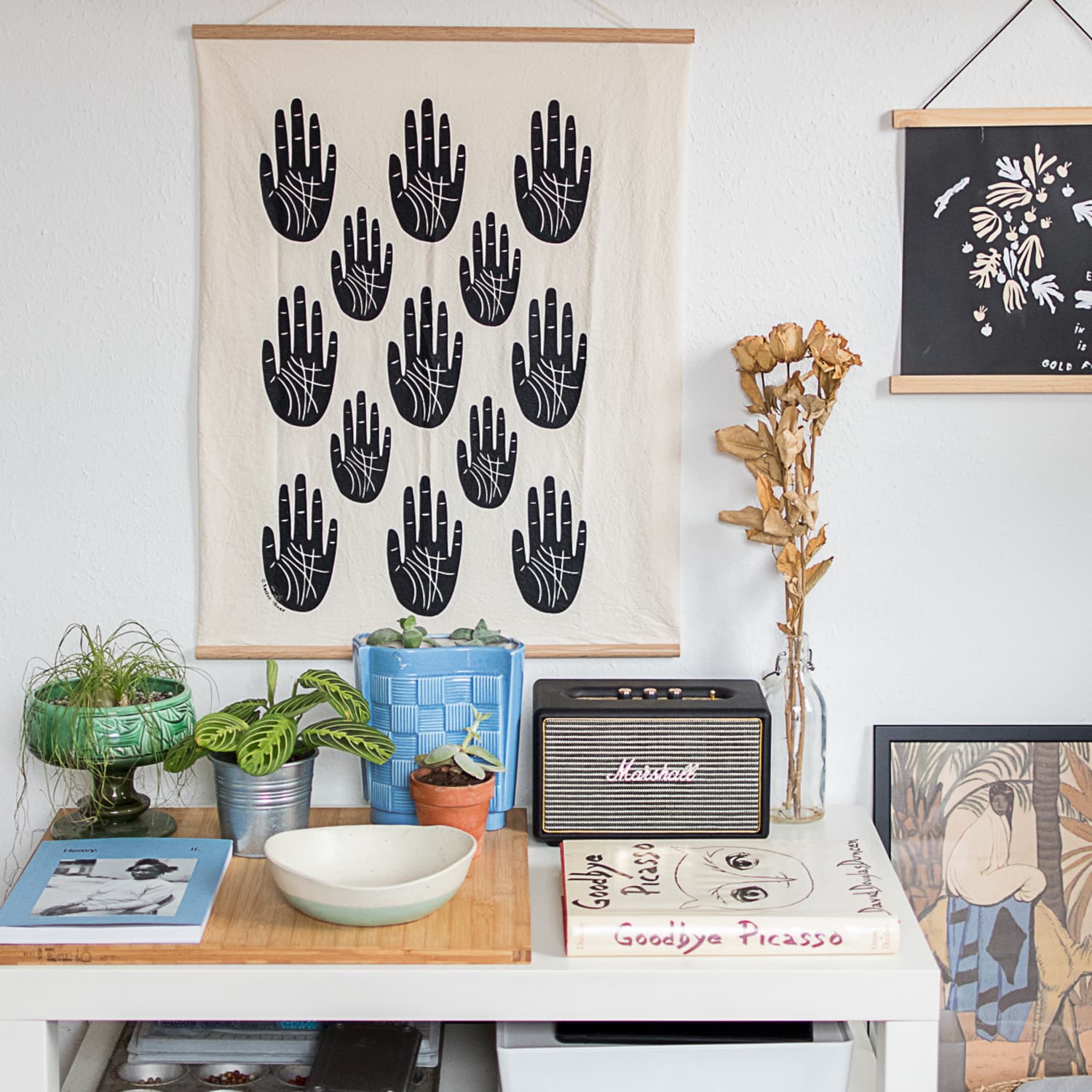 Tea towel wall hanger top